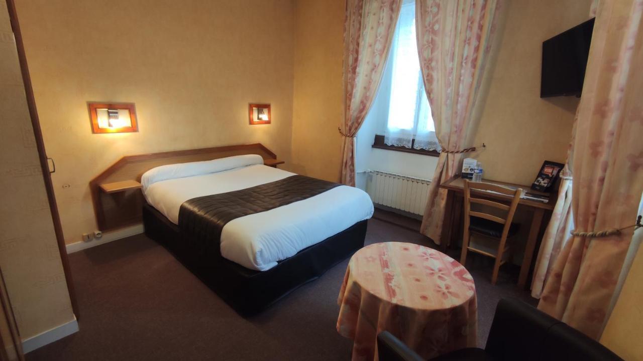 Hotel Angleterre シェルブール・アン・コタンタン エクステリア 写真